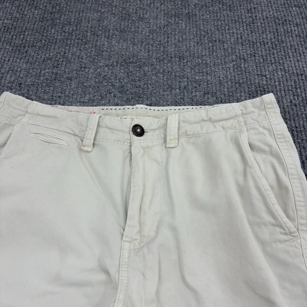 American Eagle Outfitters Shorts Mens 32 Khaki Cotton Longer Length Classic